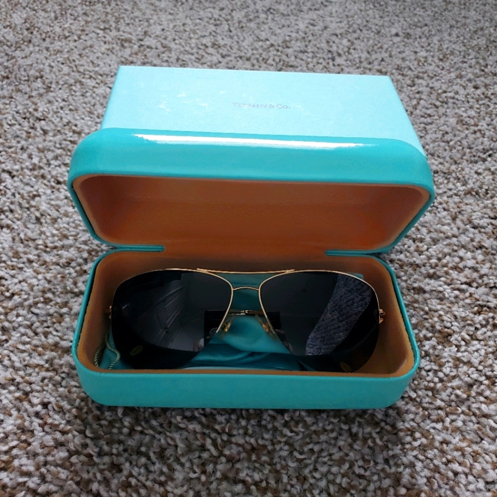 Tiffany & Co Aviator Sunglasses
